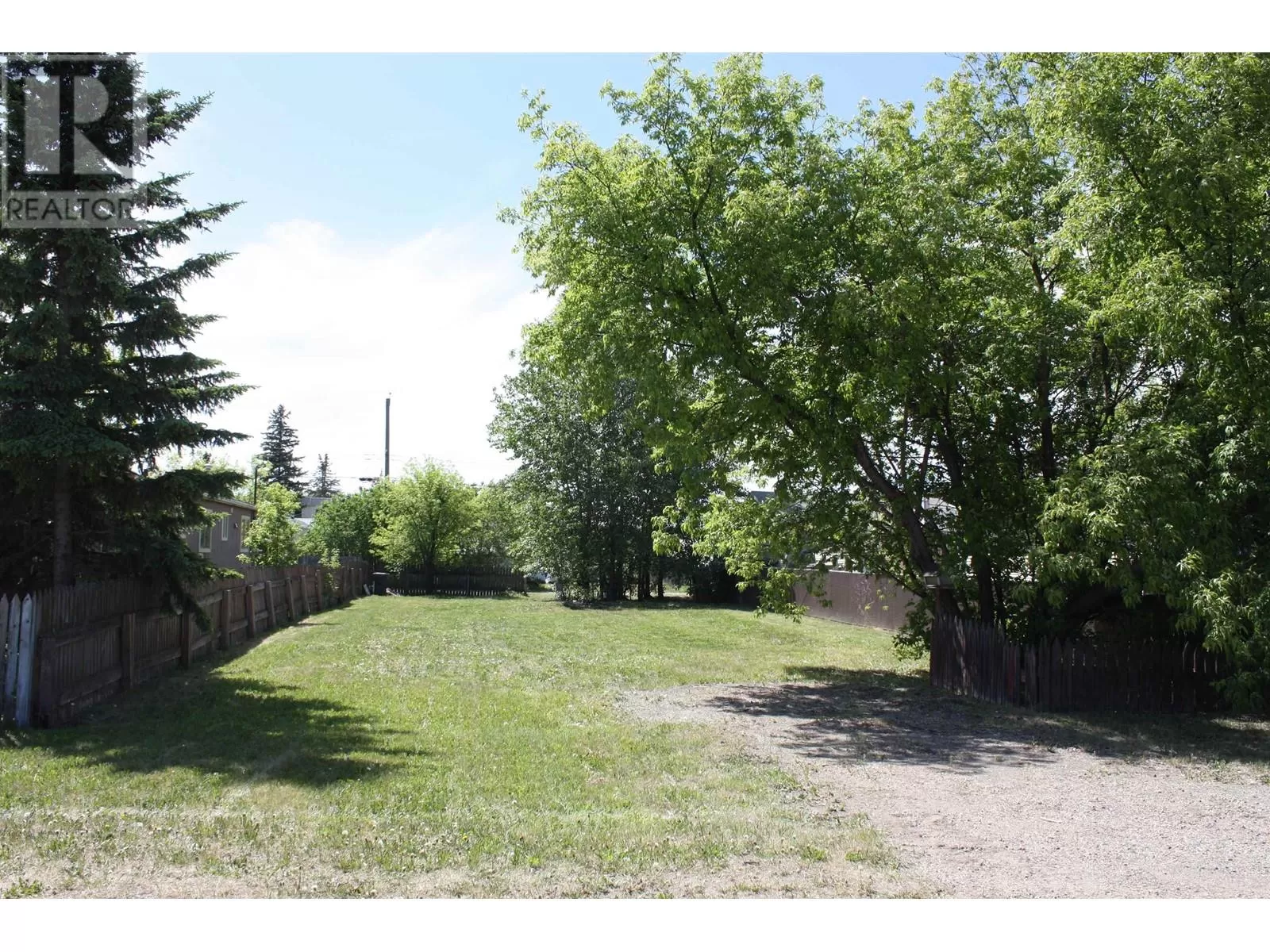 10524 101 Street, Taylor, British Columbia V0C 2K0