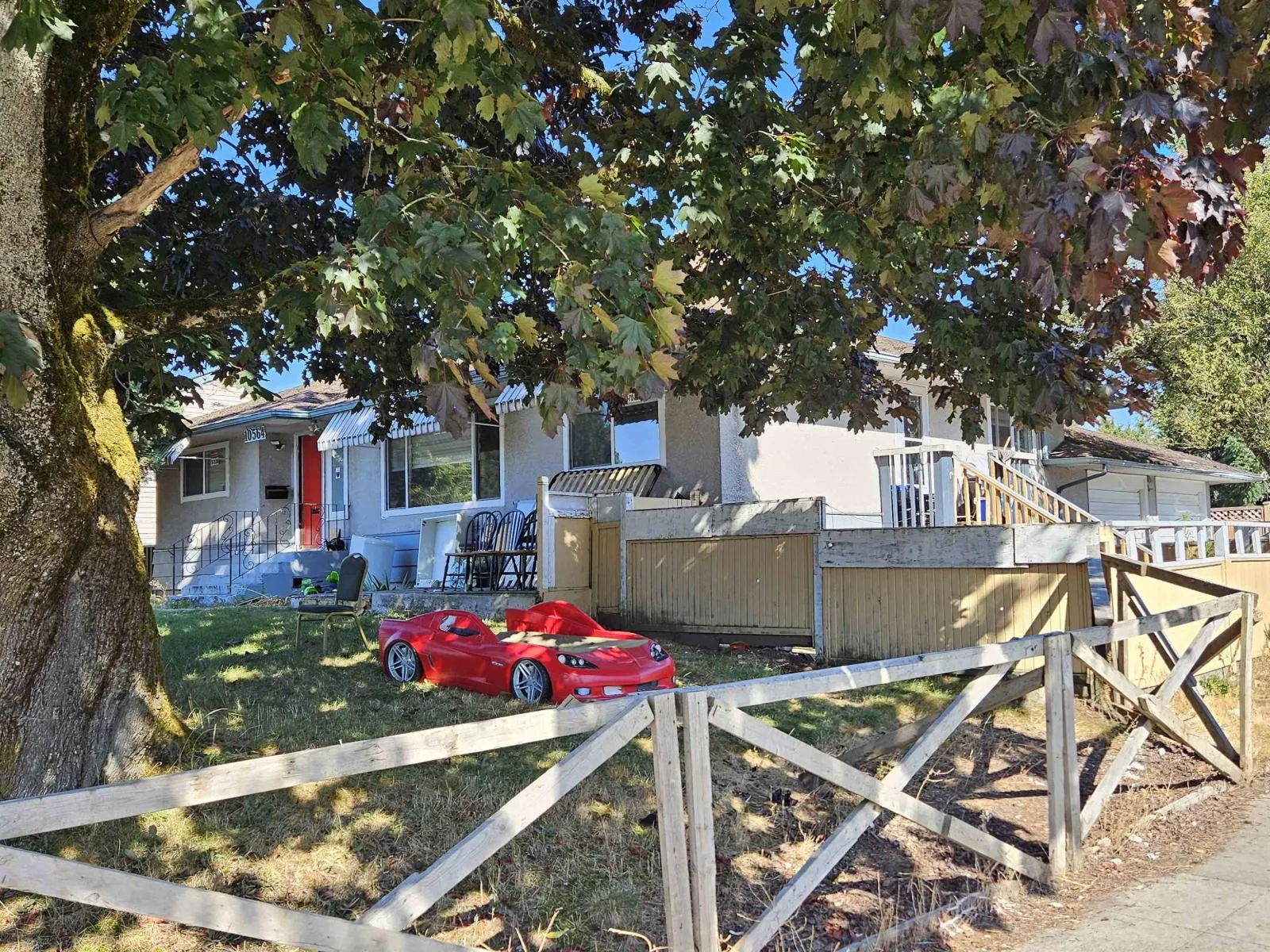 10564 137a Street, Surrey, British Columbia V3T 4J6