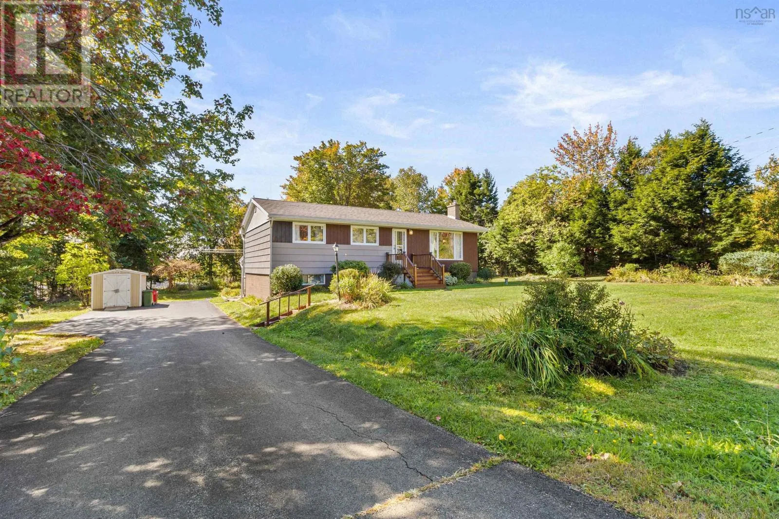 House for rent: 1059 Fall River Road, Fall River, Nova Scotia B2T 1E9