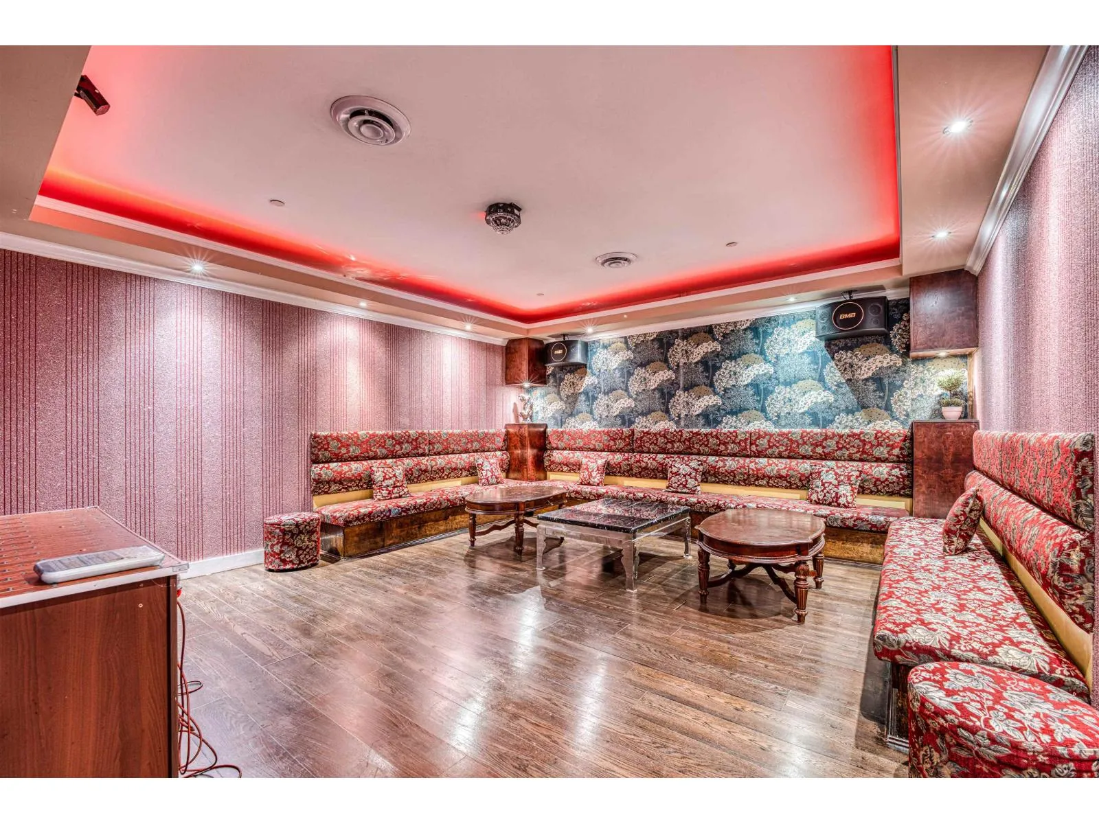 105b 15290 103a Avenue, Surrey, British Columbia V3R 7A2