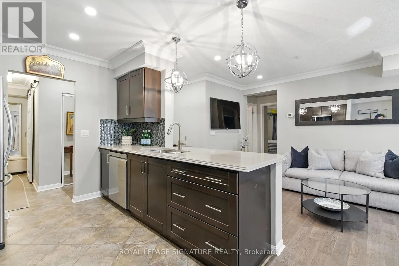 Apartment for rent: 106 - 10 Mendelssohn Street, Toronto, Ontario M1L 0G7