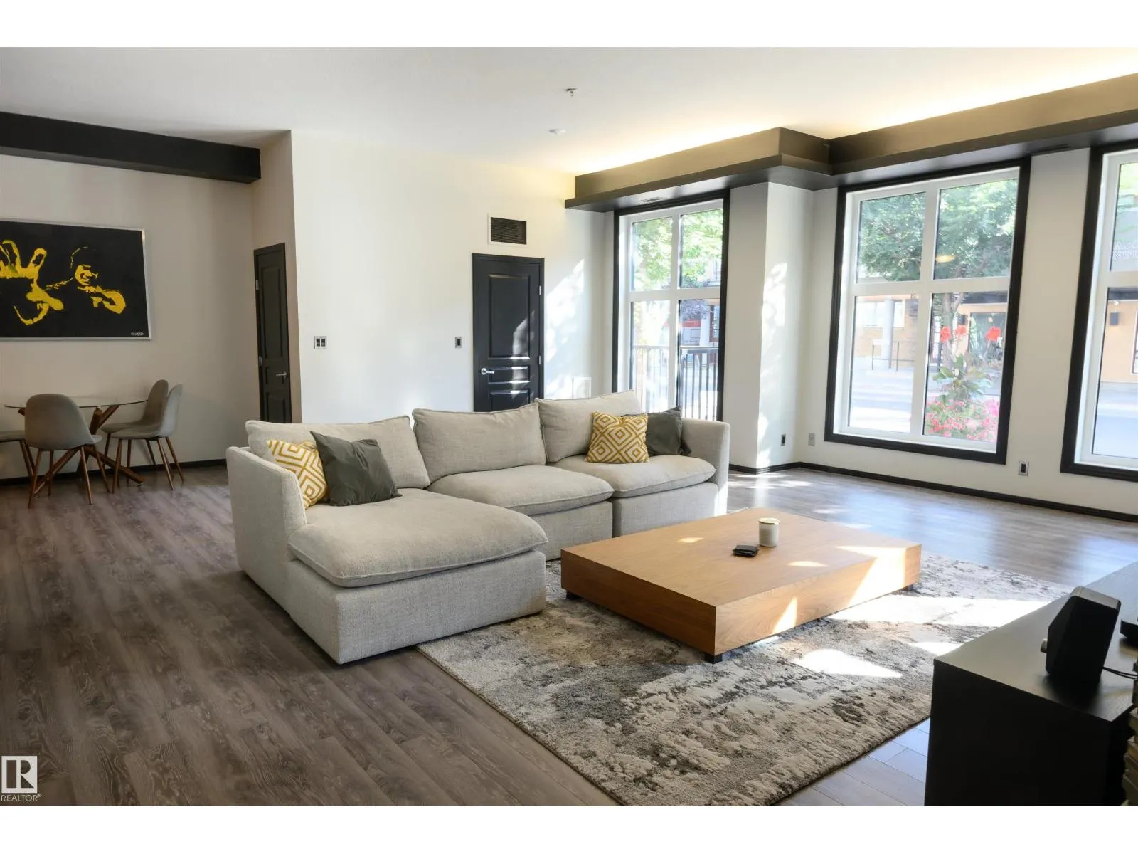 Apartment for rent: #106 10531 117 St Nw, Edmonton, Alberta T5H 0A8