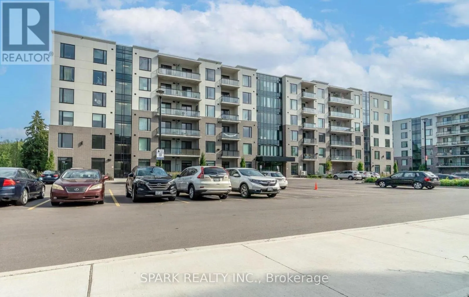 Apartment for rent: 106 - 107 Roger Street, Waterloo, Ontario N2J 0G3