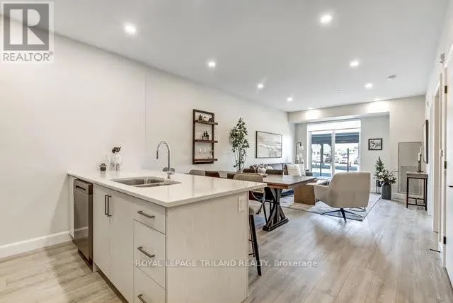 Other for rent: 106 - 16 Compass Trail, Central Elgin, Ontario N5L 0B4