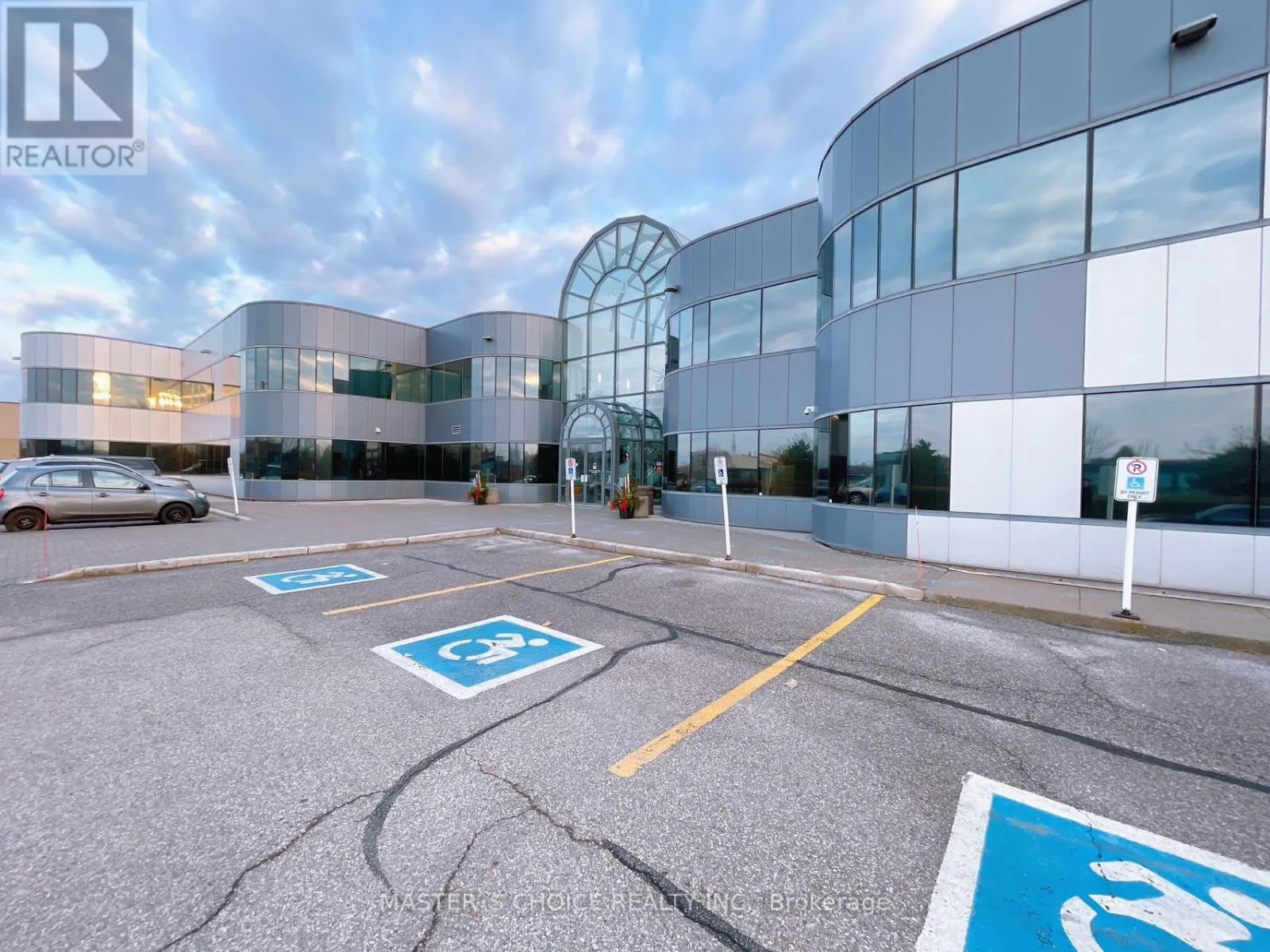 Offices for rent: 106 - 160 Traders Boulevard E, Mississauga, Ontario L4Z 3K7