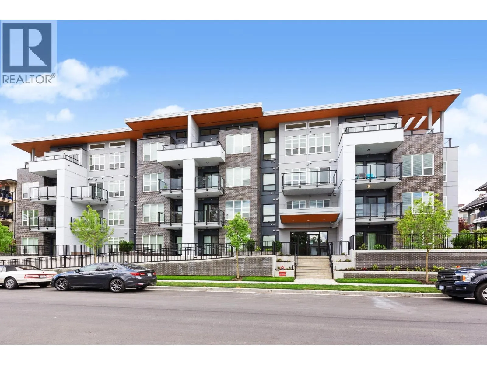 Apartment for rent: 106 2356 Welcher Avenue, Port Coquitlam, British Columbia V3C 1X6