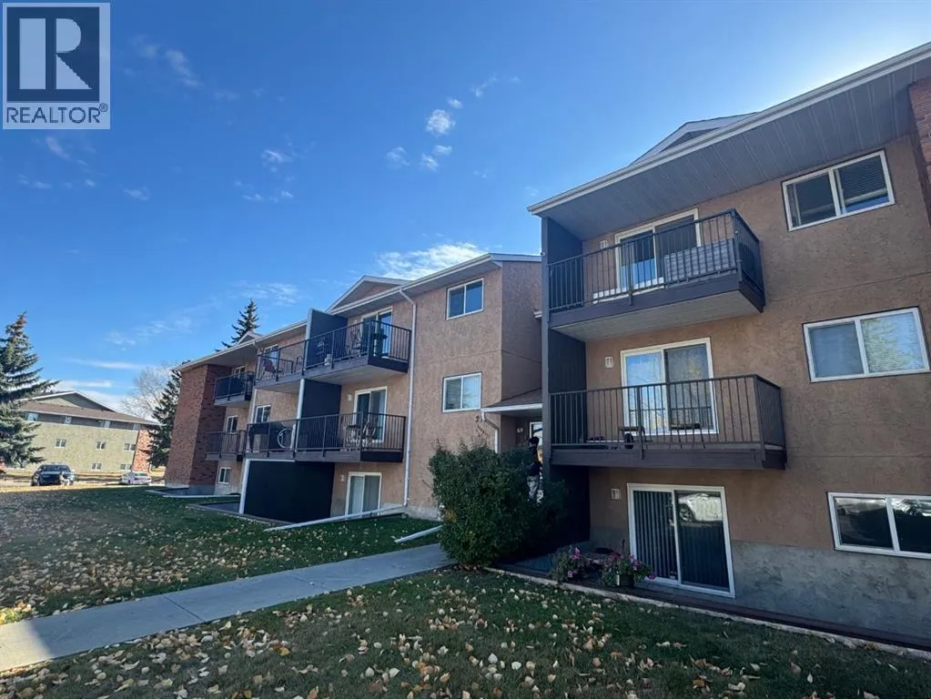 Apartment for rent: 106, 27 Bennett Street, Red Deer, Alberta T4R 1V3