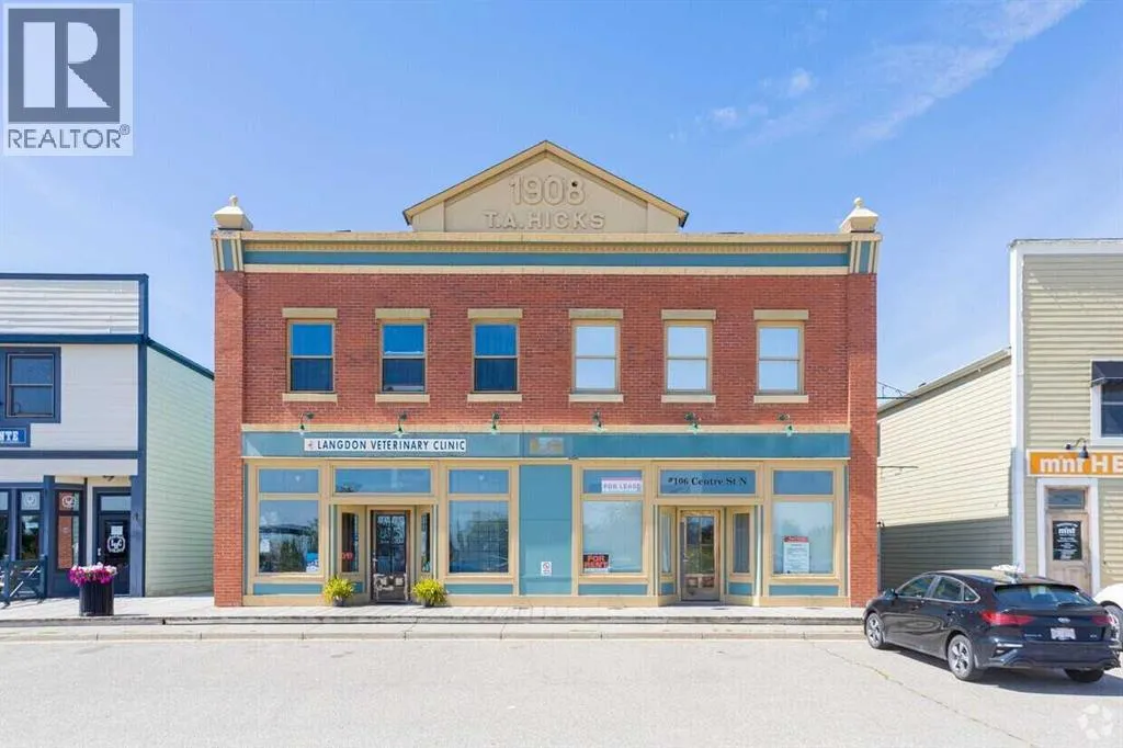 Retail for rent: 106, 355 Centre Street Nw, Langdon, Alberta T0J 1X2