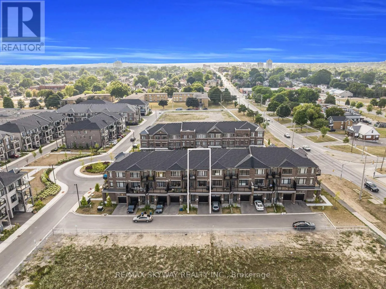 Row / Townhouse for rent: 106 - 585 Colborne Street E, Brantford, Ontario N3S 0K4