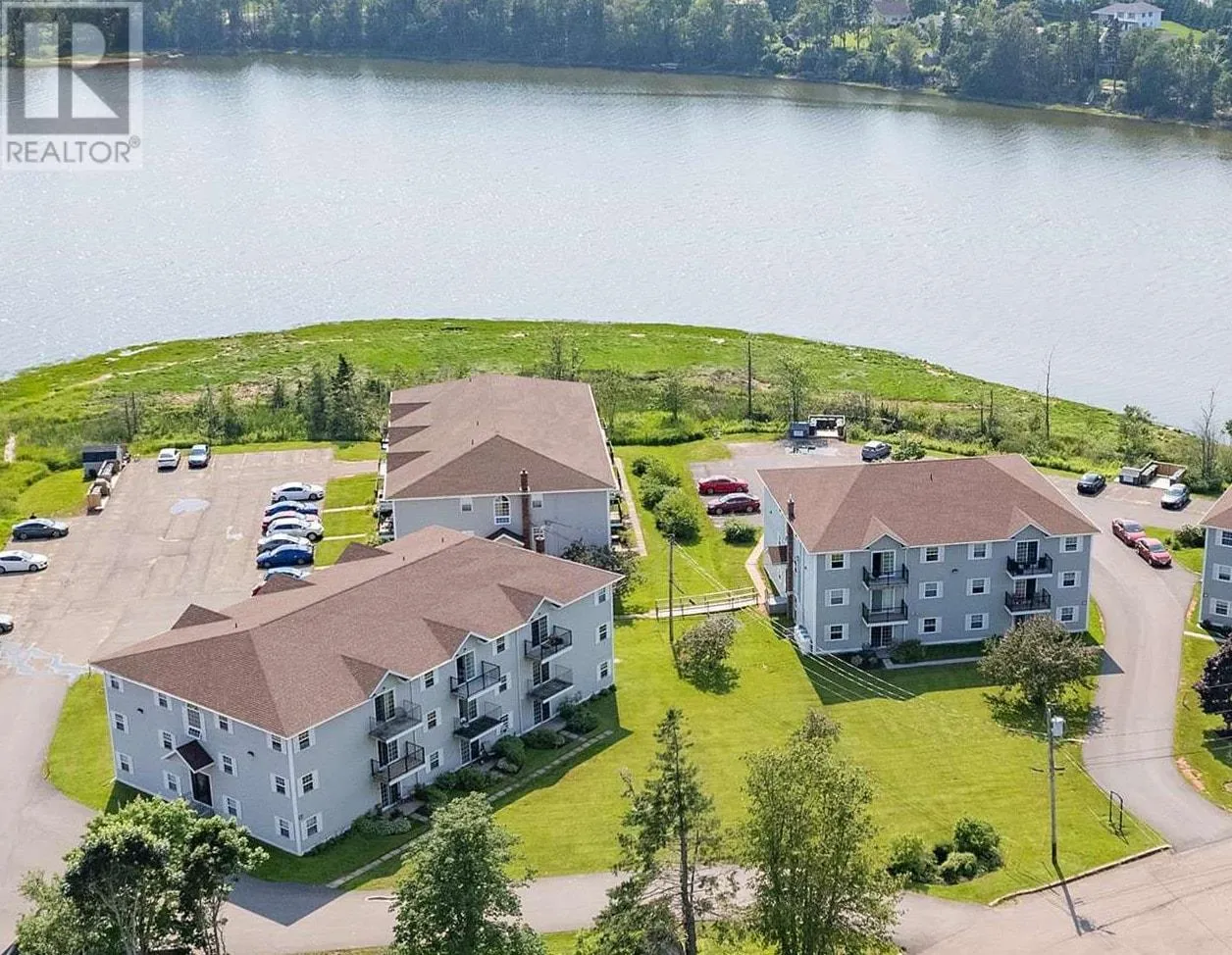 Apartment for rent: 106 6-22 Waterview Heights, Charlottetown, Prince Edward Island C1A 9J9