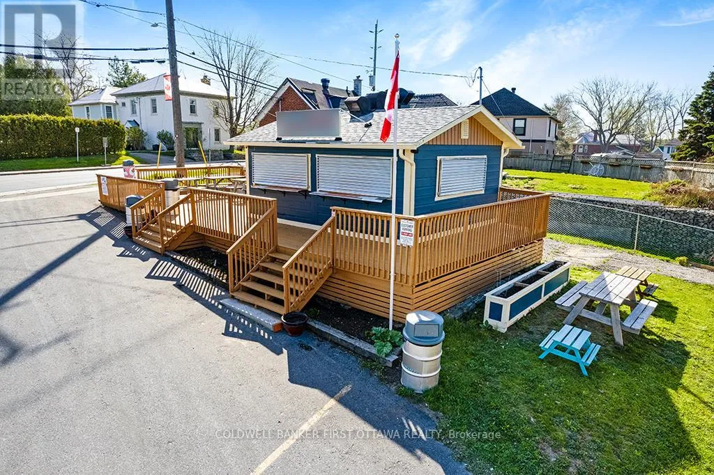 106 Broadway Street W, Merrickville-Wolford, Ontario K0G 1N0