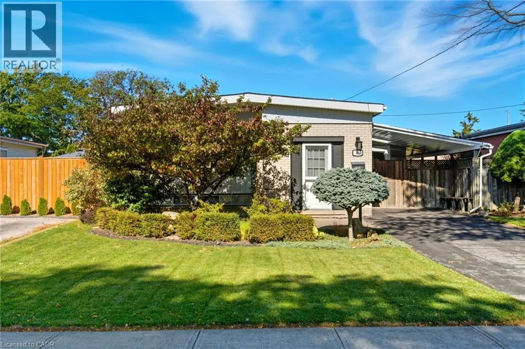 House for rent: 106 Fielding Crescent, Hamilton, Ontario L8V 2P5