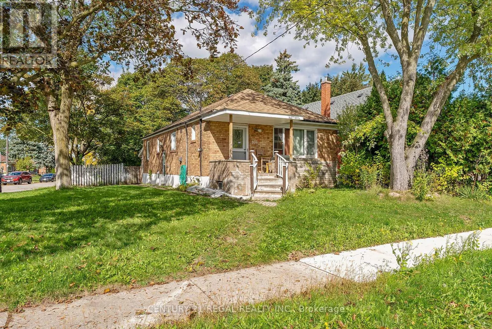 House for rent: 106 Flora Drive, Toronto, Ontario M1P 1A8