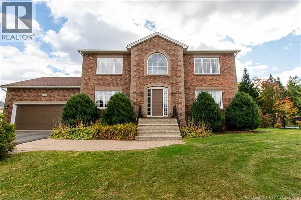 House for rent: 106 Royal Oaks Boulevard, Moncton, New Brunswick E1H 3P2