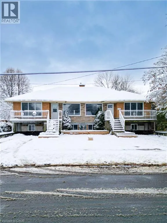 Apartment for rent: 106 South Street E Unit# 2, Aylmer, Ontario N5H 1P8