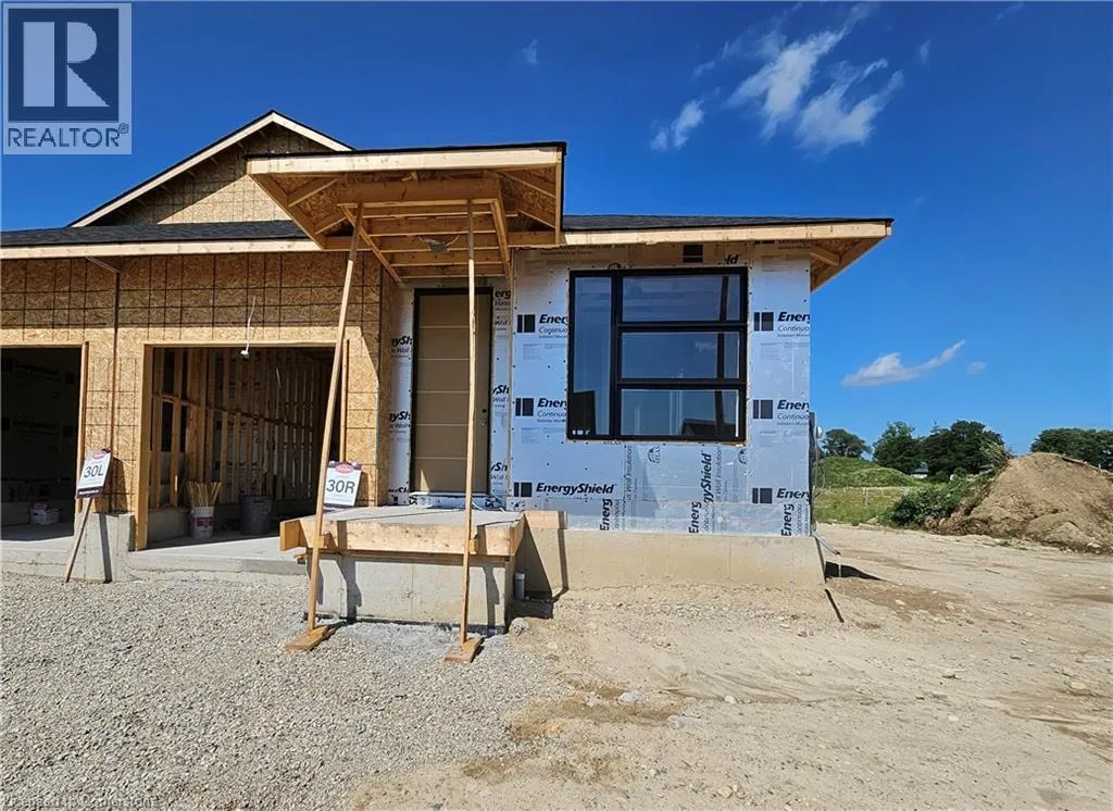 House for rent: 106 Thackeray Way, Harriston, Ontario N0G 1Z0