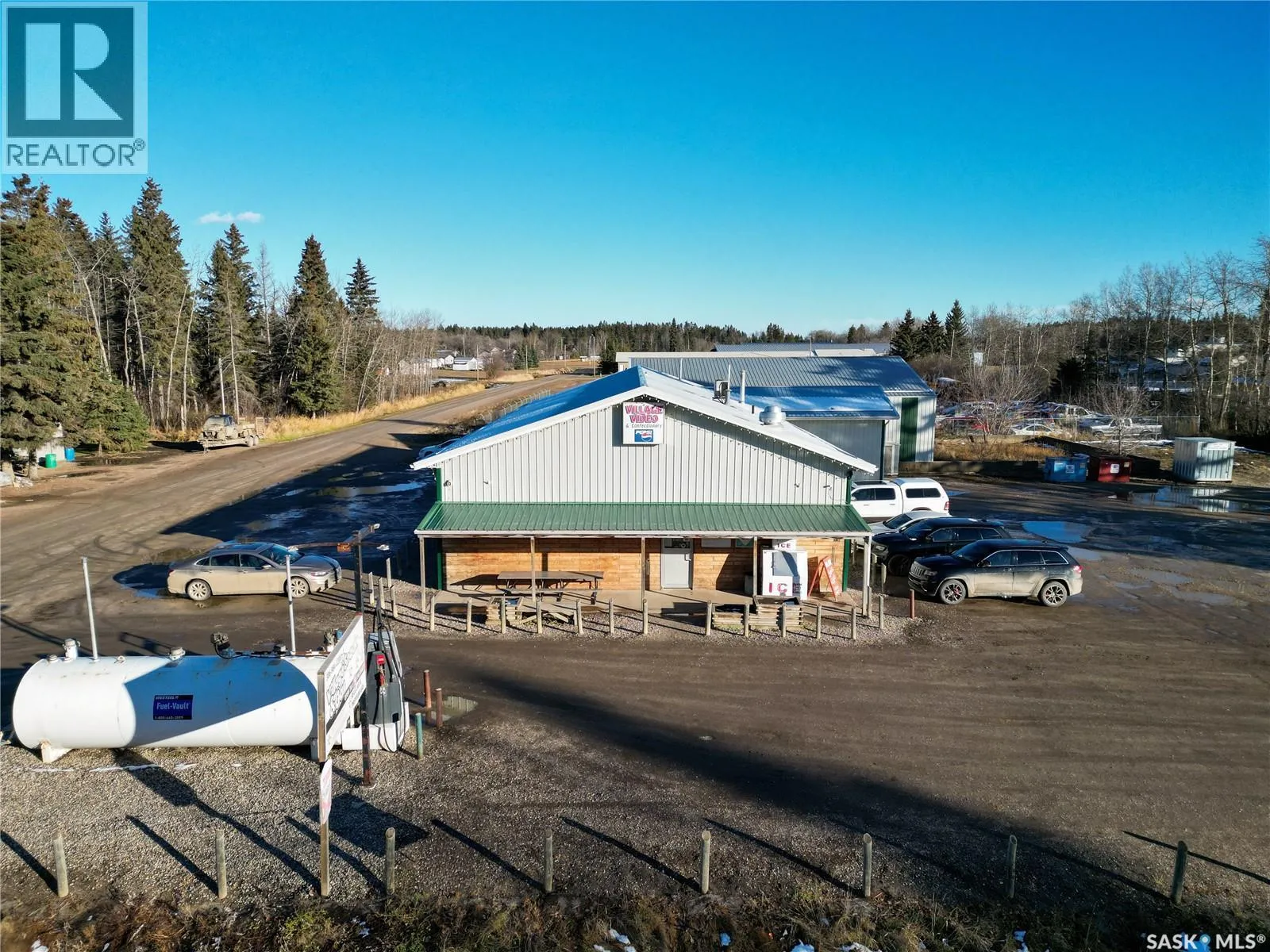 106 Zimmer Avenue, Leoville, Saskatchewan S0J 1N0