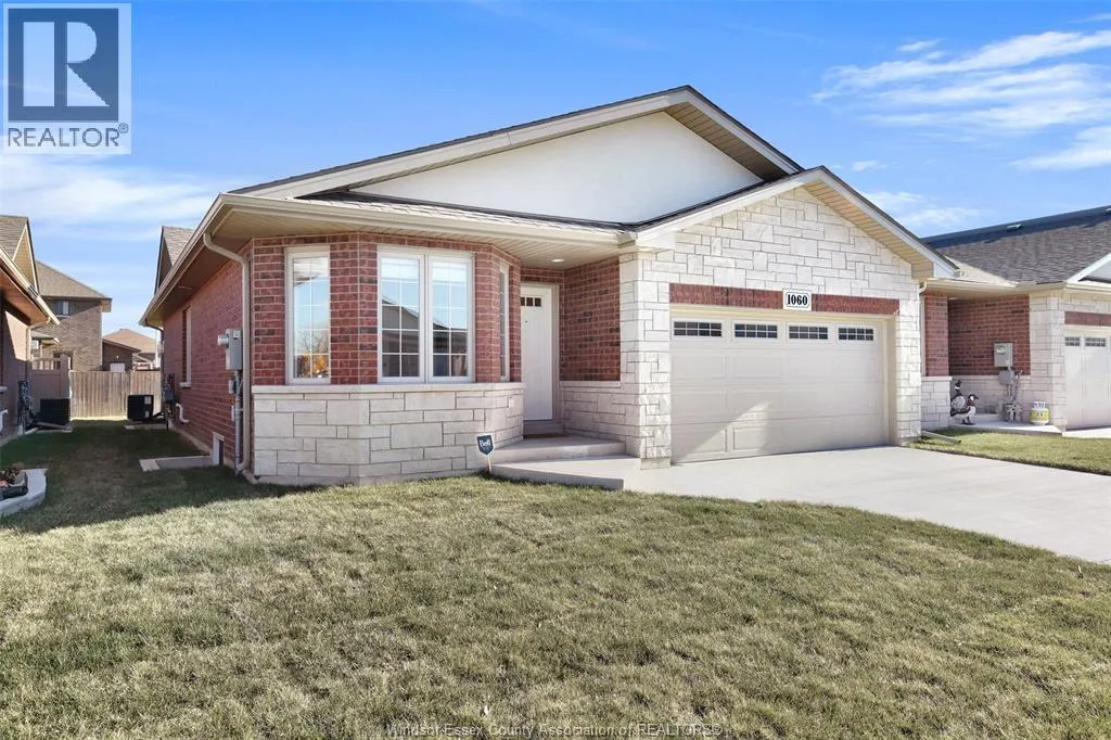 Row / Townhouse for rent: 1060 Peabody, Windsor, Ontario N8P 0C2