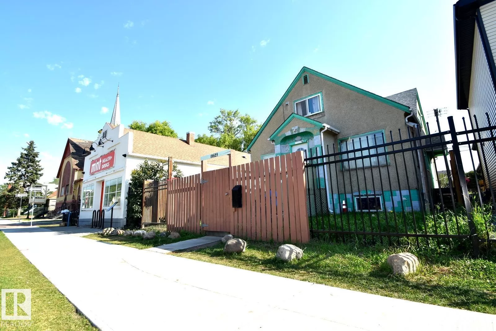 House for rent: 10629 96 St Nw, Edmonton, Alberta T5H 2J2