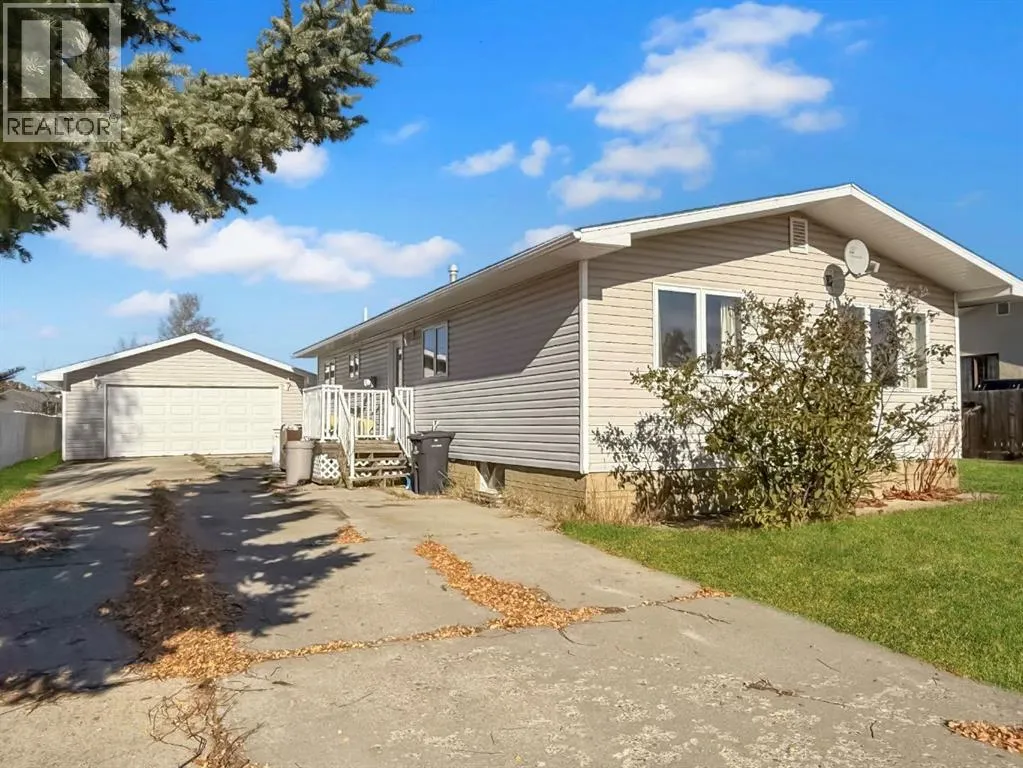 House for rent: 10638 99 Avenue, Grande Cache, Alberta T0E 0Y0