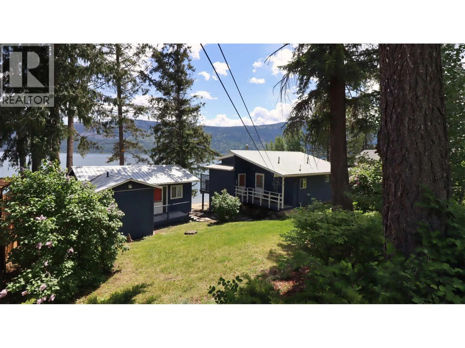 House for rent: 1065 Little Shuswap Lake Road, Chase, British Columbia V0E 1M2
