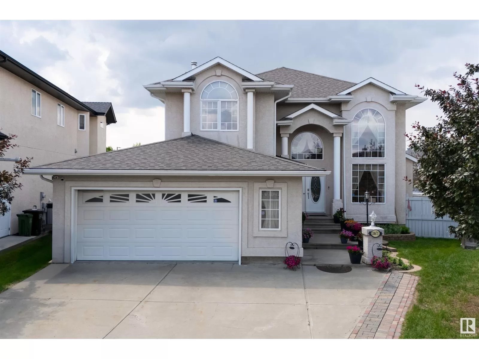 House for rent: 10671 180 Av Nw, Edmonton, Alberta T5X 6J9