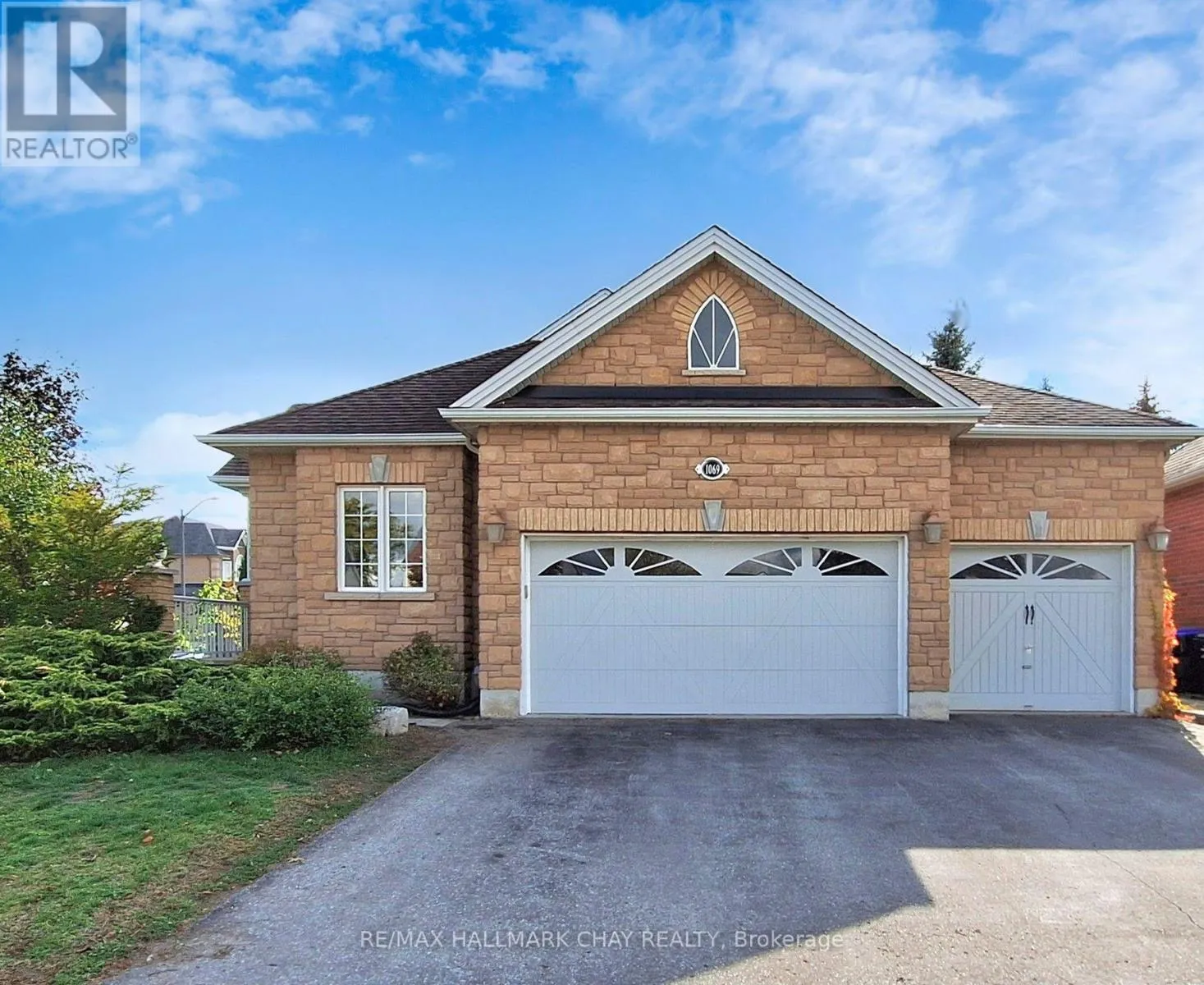 House for rent: 1069 Booth Avenue, Innisfil, Ontario L9S 4X2