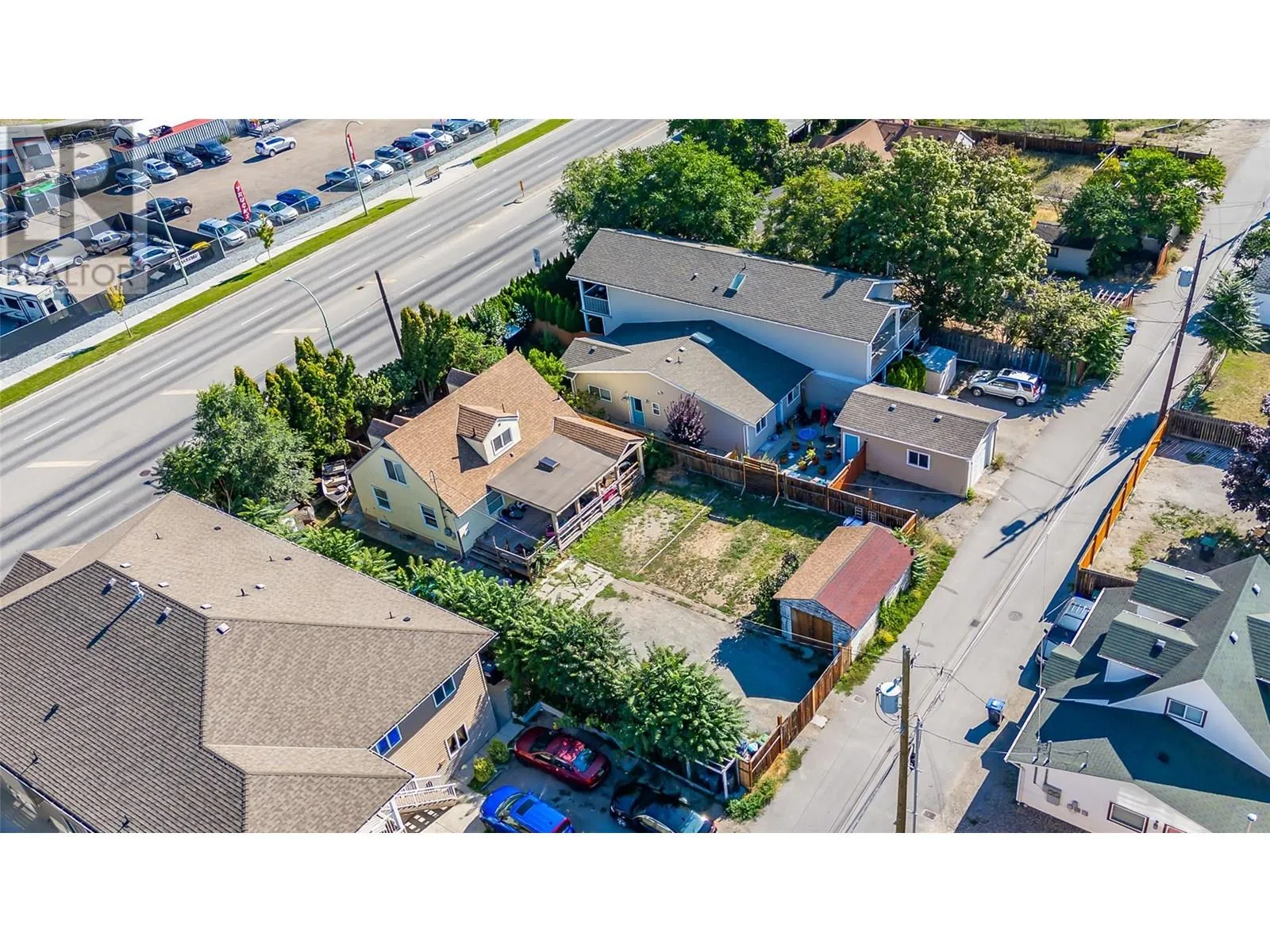 Other for rent: 1069 Clement Avenue, Kelowna, British Columbia V1Y 7E3