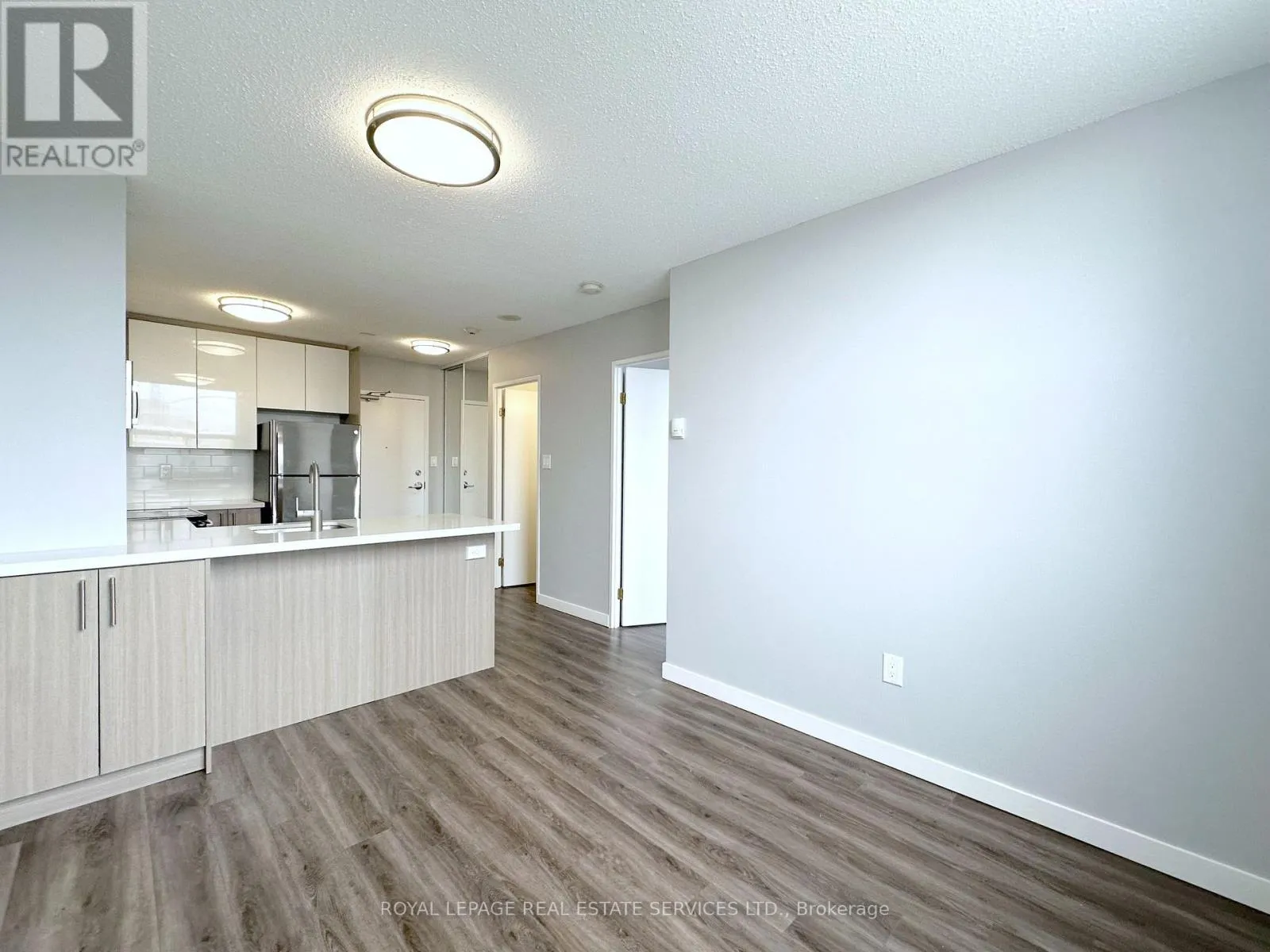 Other for rent: 107 - 265 Main Street, Toronto, Ontario M4C 4X3