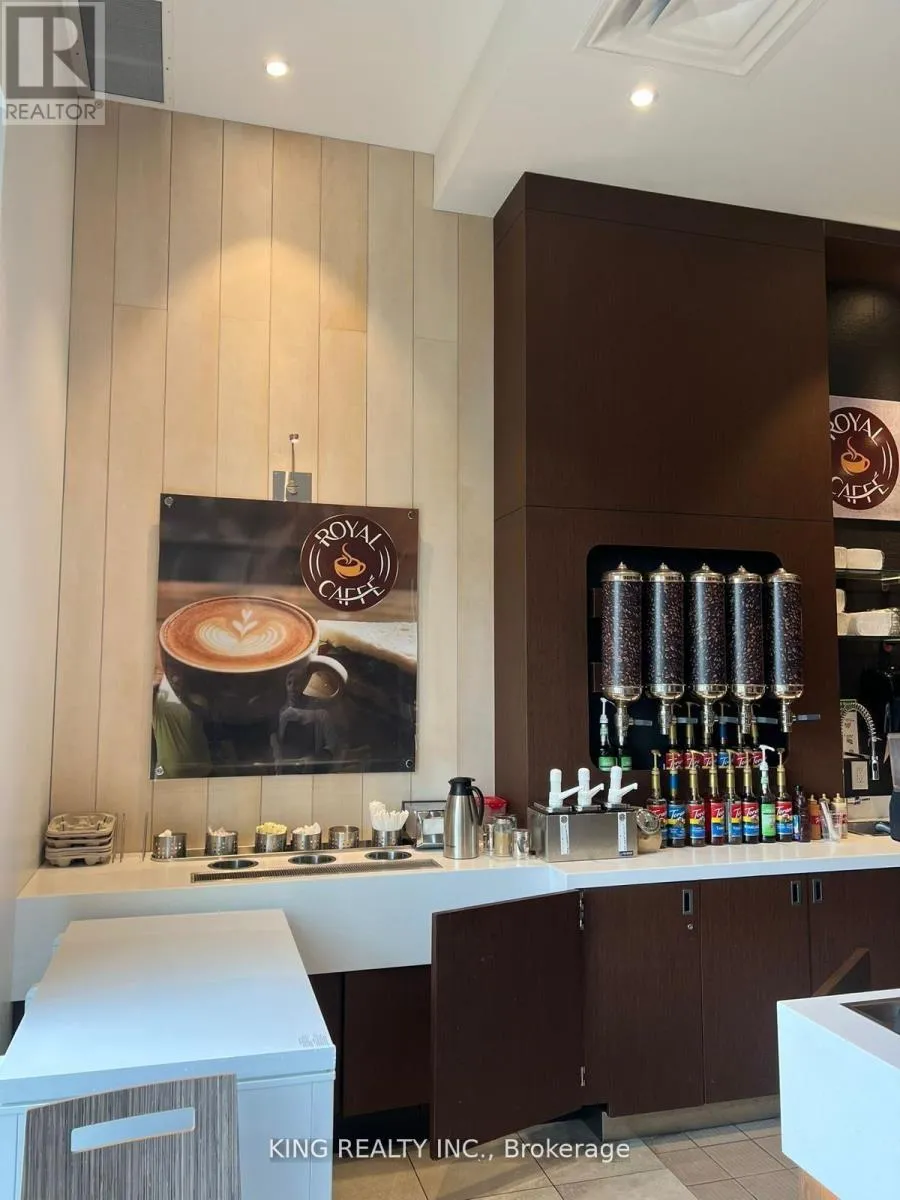 107 - 3075 Hospital Gate, Oakville, Ontario L6M 1M1