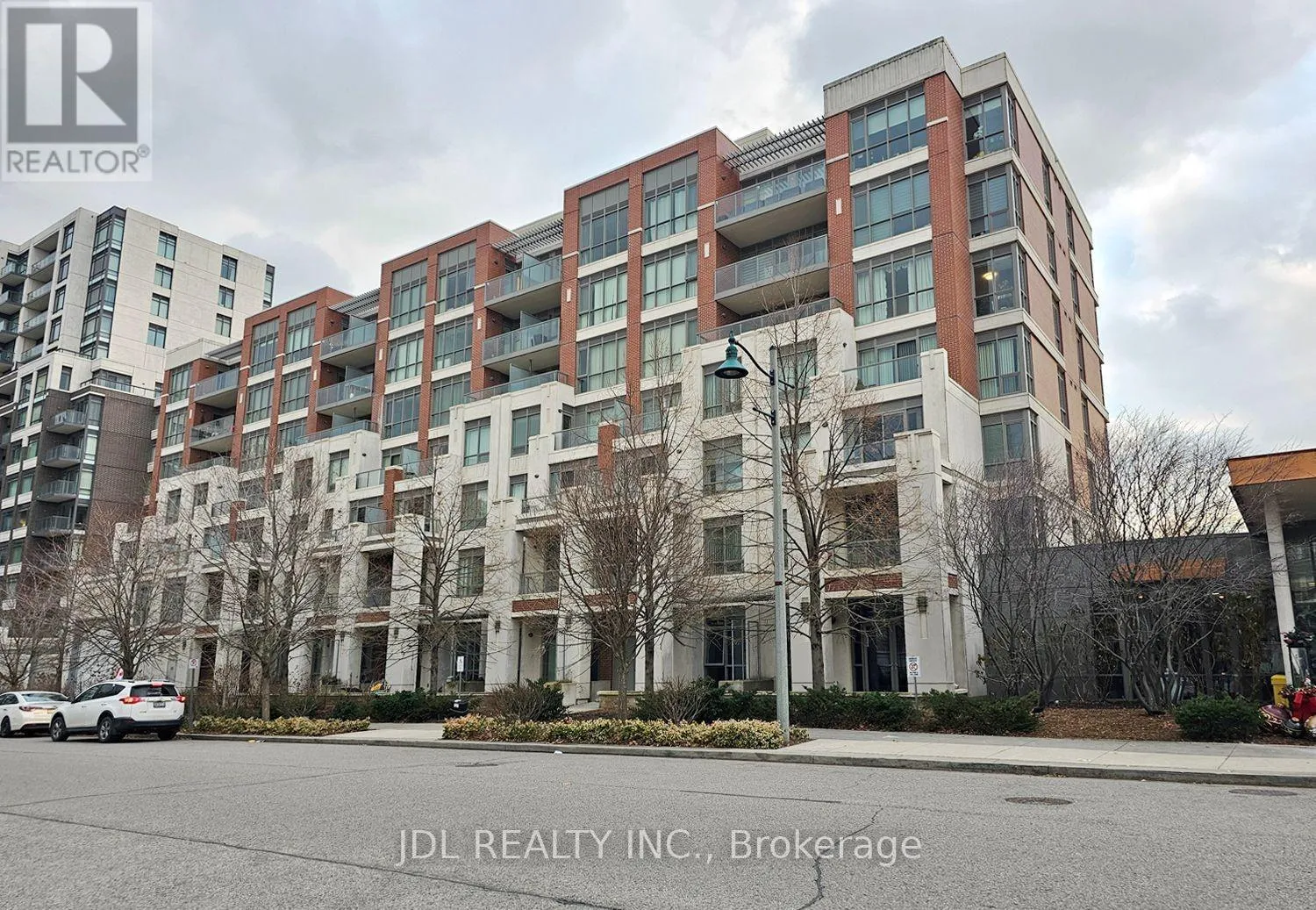 Apartment for rent: 107 - 57 Upper Duke Crescent, Markham, Ontario L6G 0B9