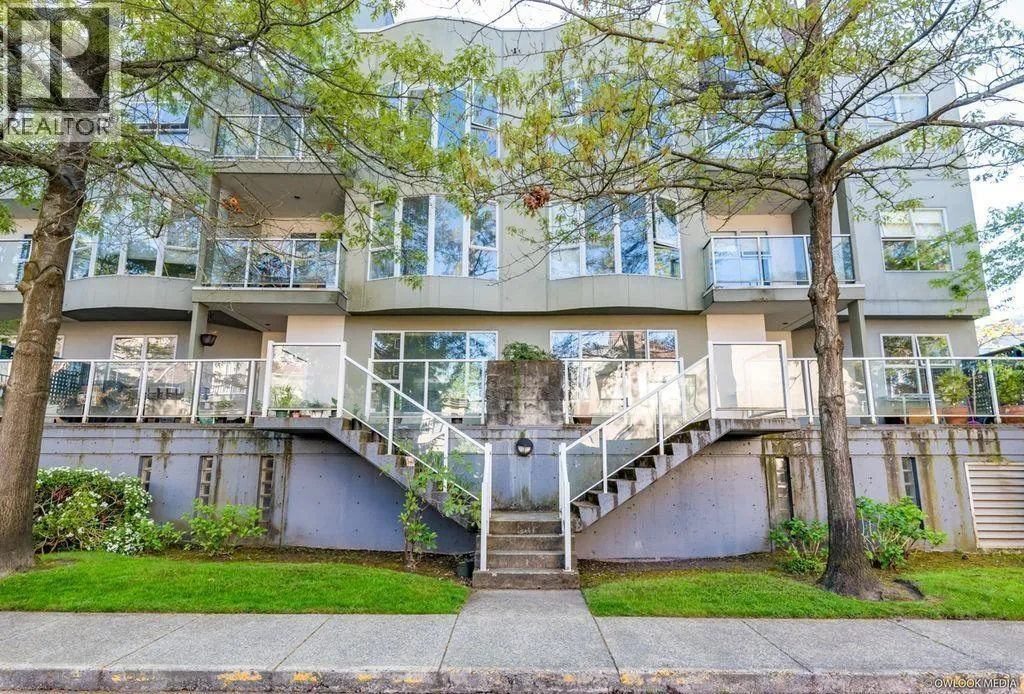 Apartment for rent: 107 8620 Jones Road, Richmond, British Columbia V6Y 3Z4