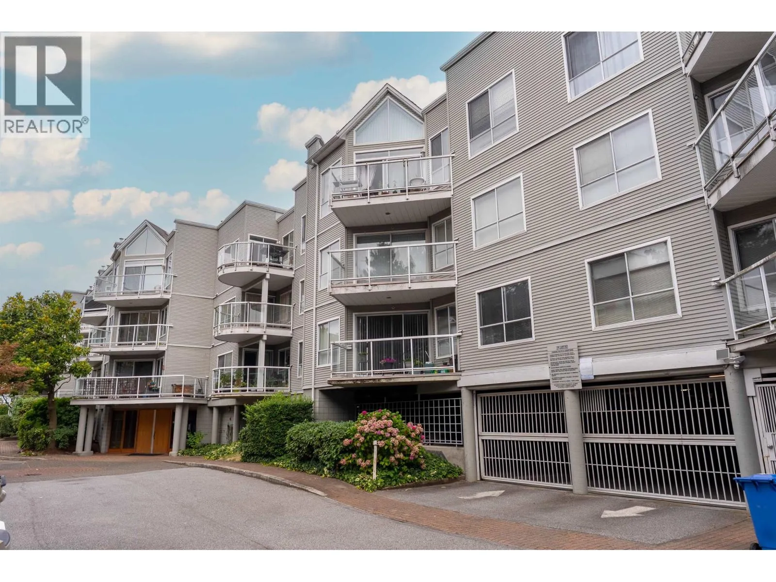 Apartment for rent: 107 8651 Ackroyd Road, Richmond, British Columbia V6X 1B6