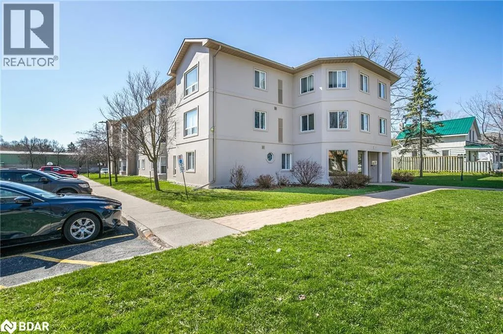 Apartment for rent: 107 Bond Street Unit# 303, Orillia, Ontario L3V 1J7