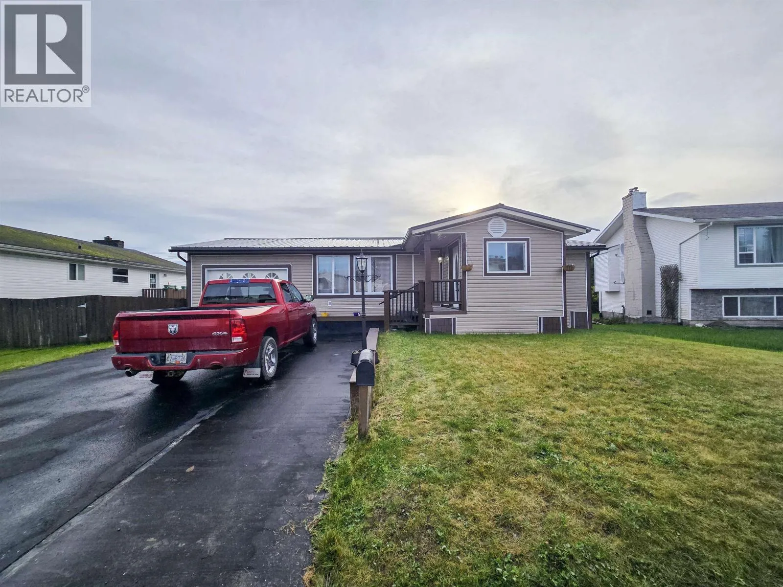 House for rent: 107 Carlson Street, Kitimat, British Columbia V8C 1A9