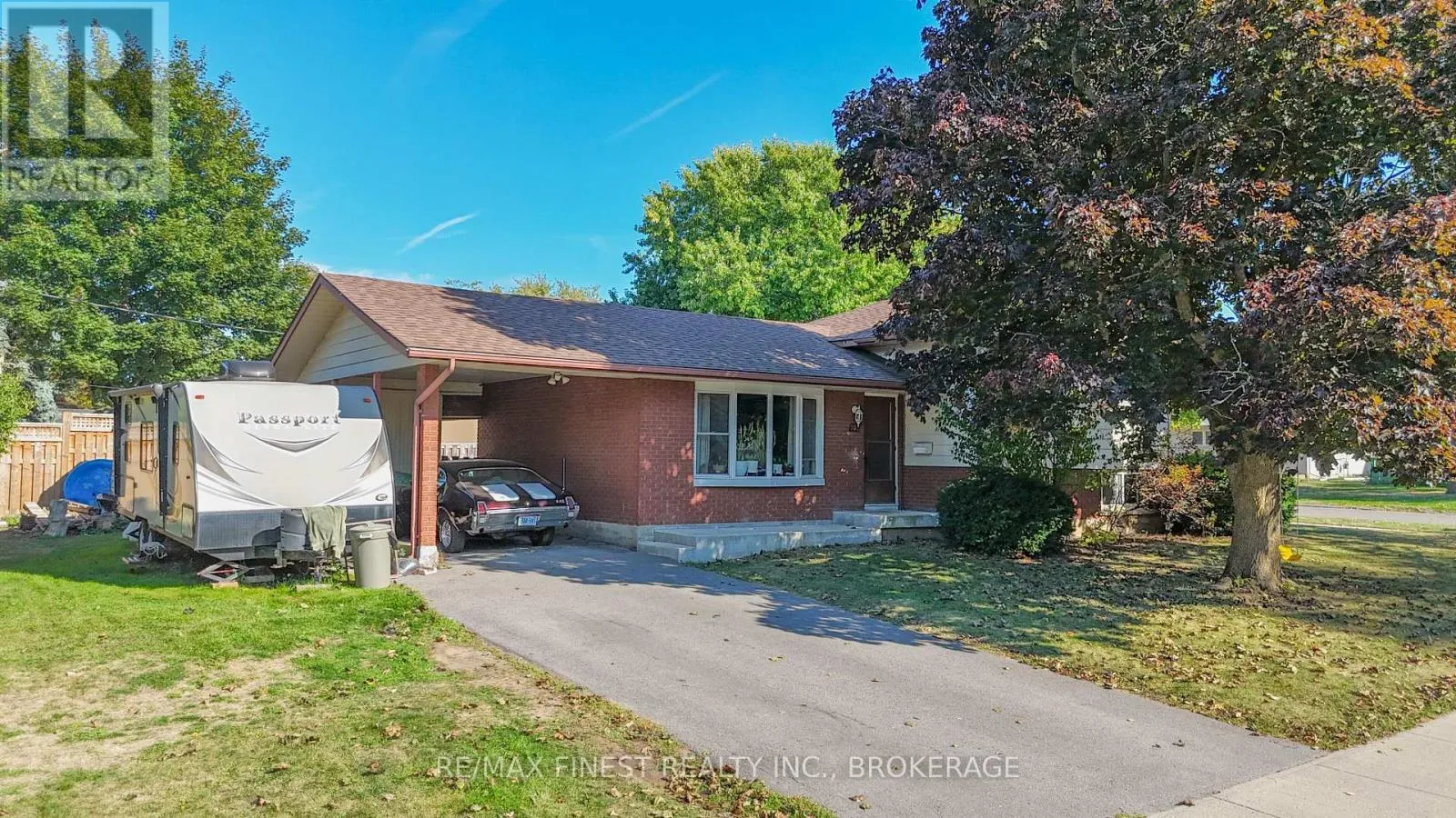 House for rent: 107 Casterton Avenue, Kingston, Ontario K7M 1R9