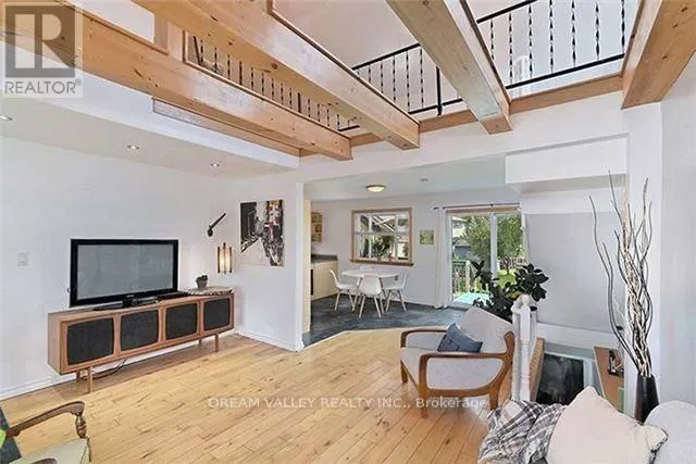 House for rent: 107 Commonwealth Avenue, Toronto, Ontario M1K 4K6