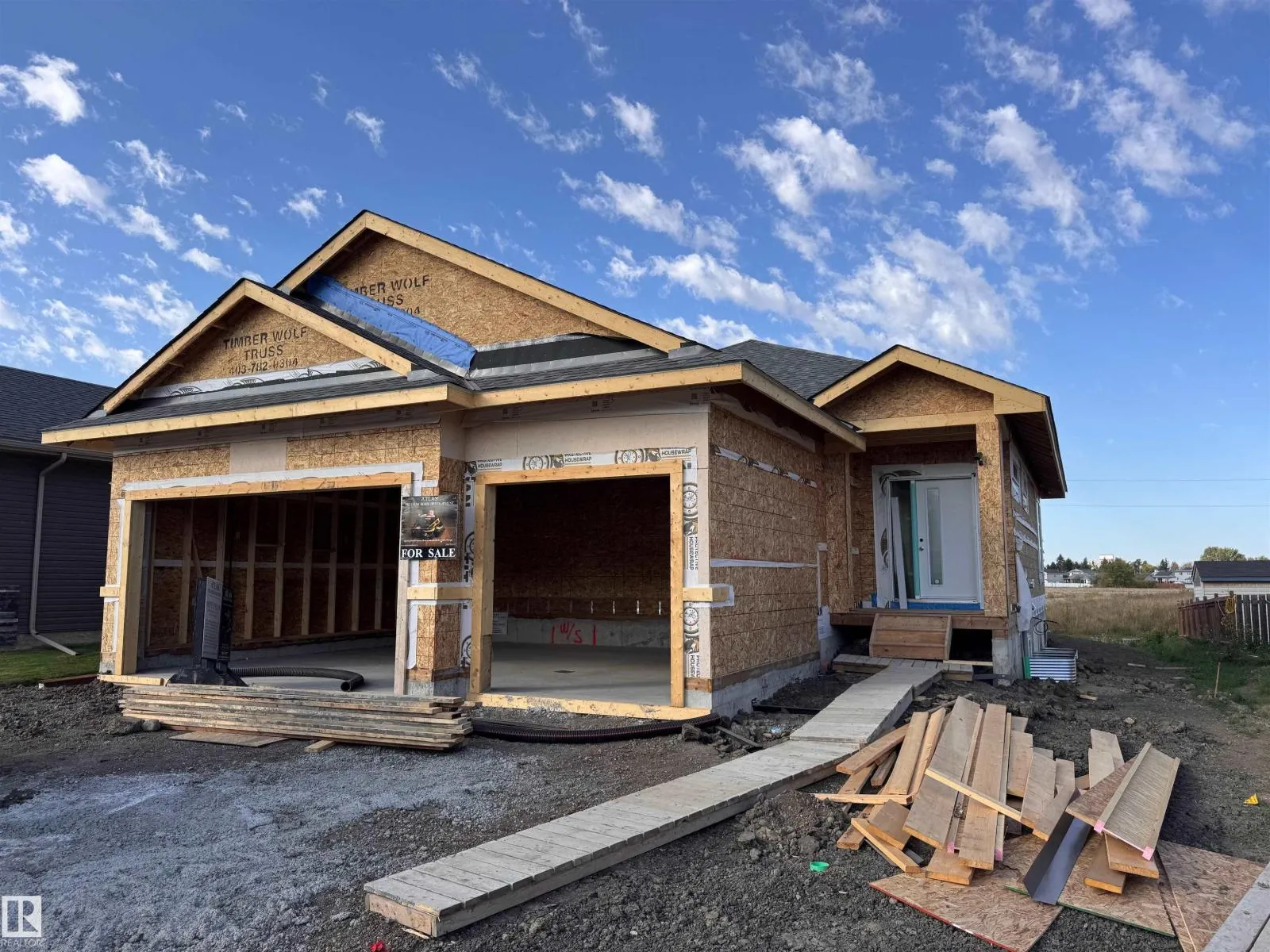 House for rent: 107 East View Dr, Morinville, Alberta T8R 1T3