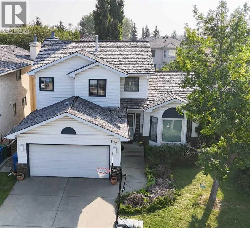 House for rent: 107 Hampshire Close Nw, Calgary, Alberta T3A 4X9