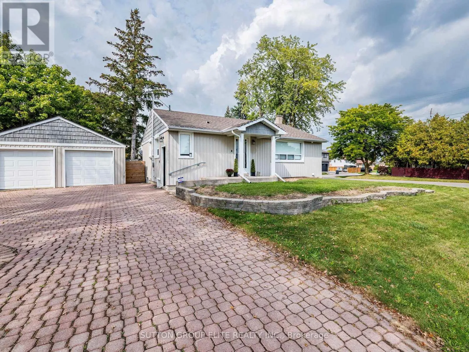 House for rent: 107 Martha Street N, Caledon, Ontario L7E 4X5