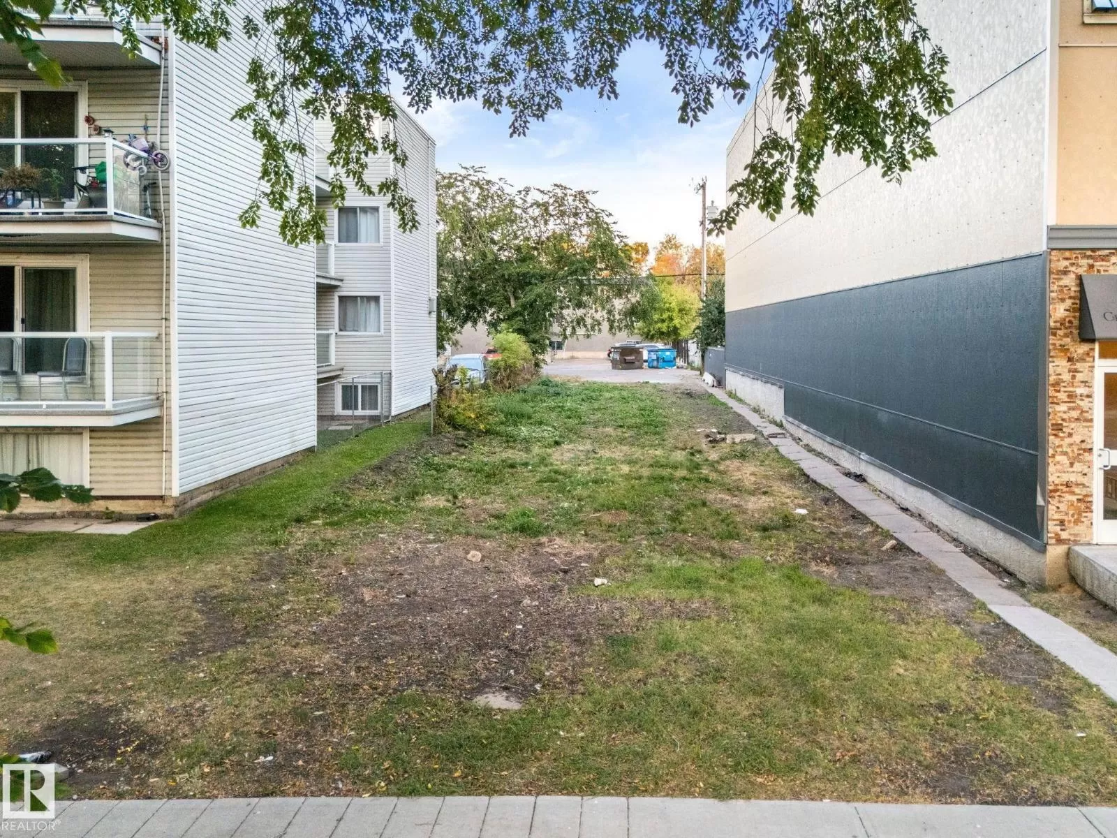 No Building for rent: 10709 103 St Nw, Edmonton, Alberta T5H 2V7