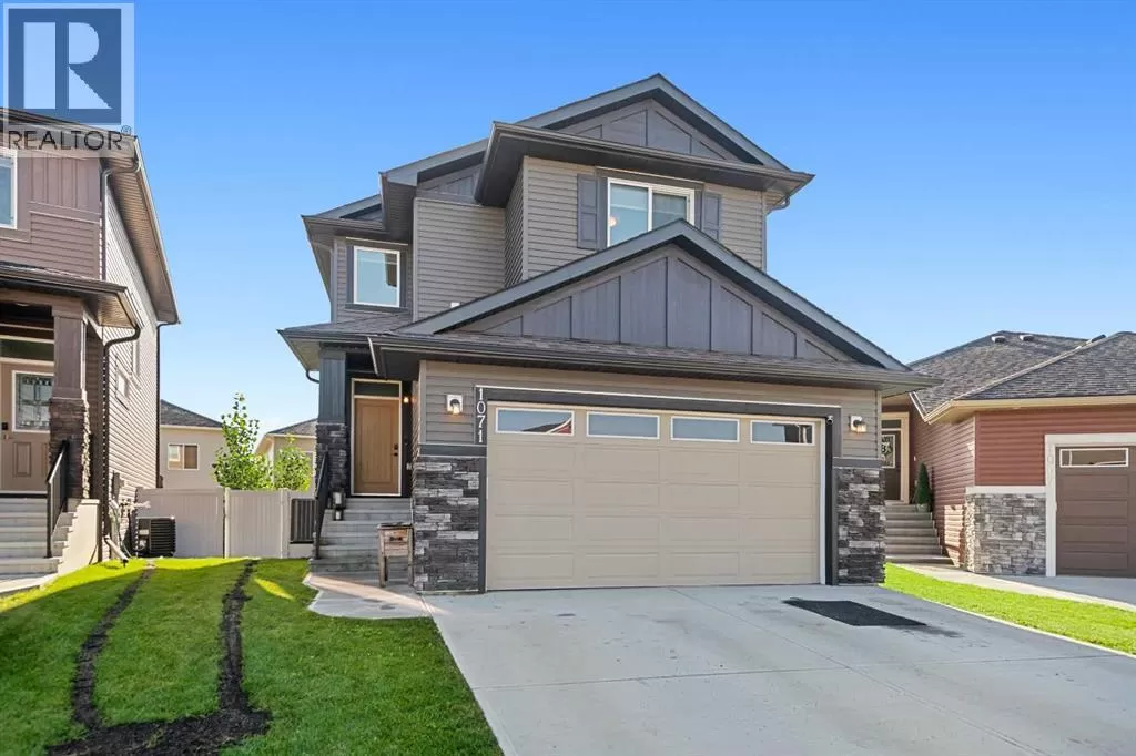 House for rent: 1071 Stevens Place, Crossfield, Alberta T0M 0S0