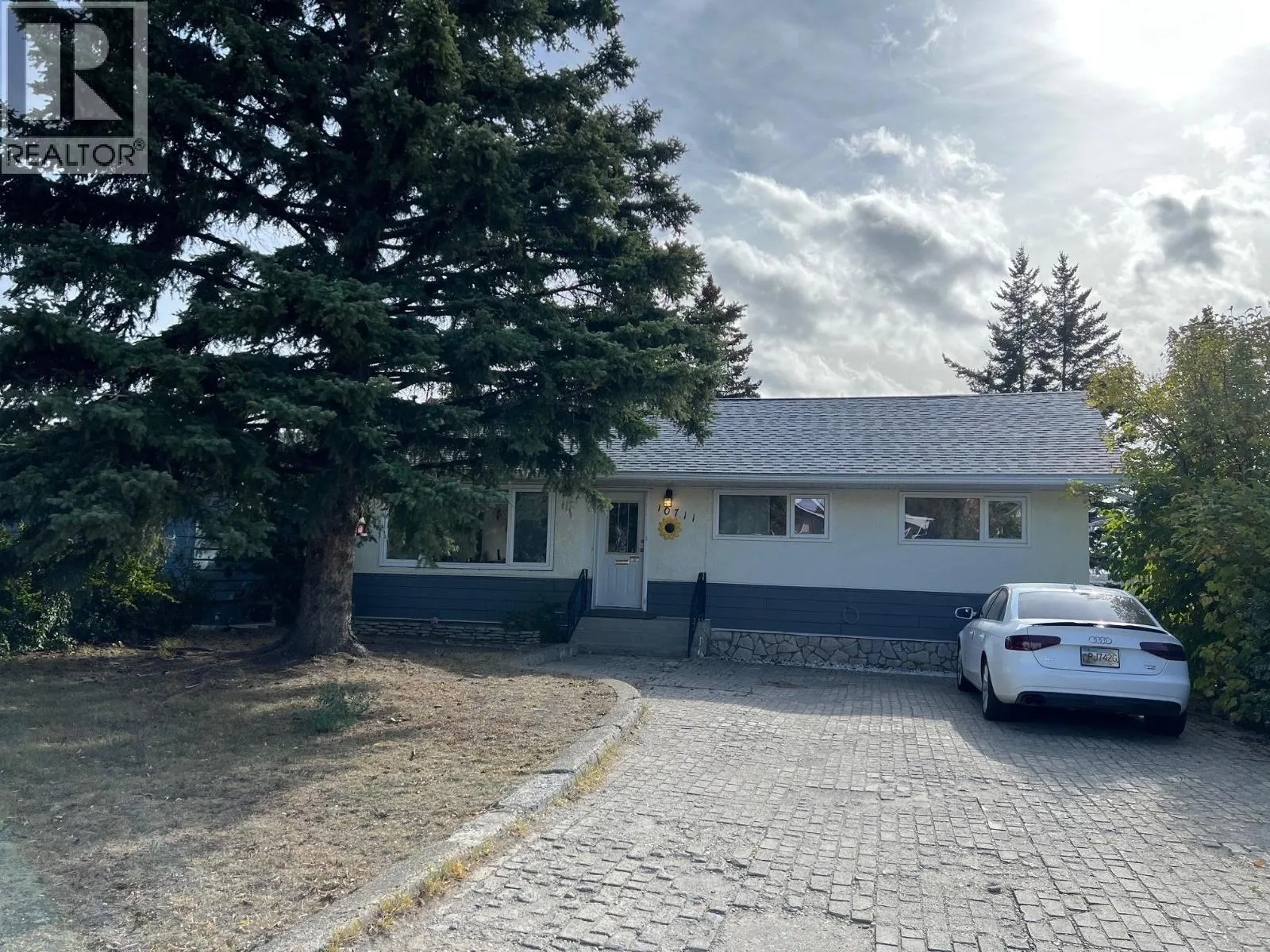 House for rent: 10711 103 Avenue, Fort St. John, British Columbia V1J 2J2