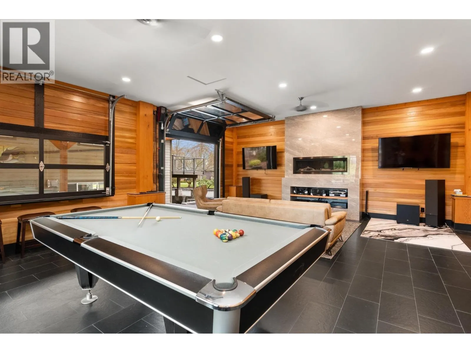 House for rent: 10721 268 Street, Maple Ridge, British Columbia V2W 1M8