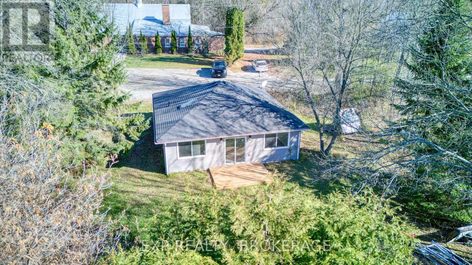 House for rent: 1075 Railway Street, Frontenac, Ontario K0H 1B0