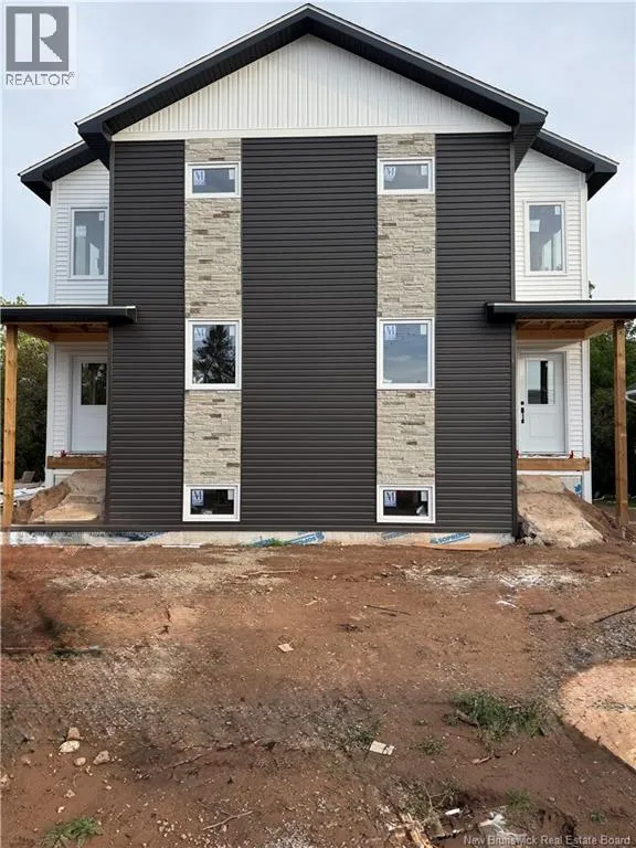 House for rent: 108, 108-2, 110, 110-2 Redmond Street, Moncton, New Brunswick E1A 3J5