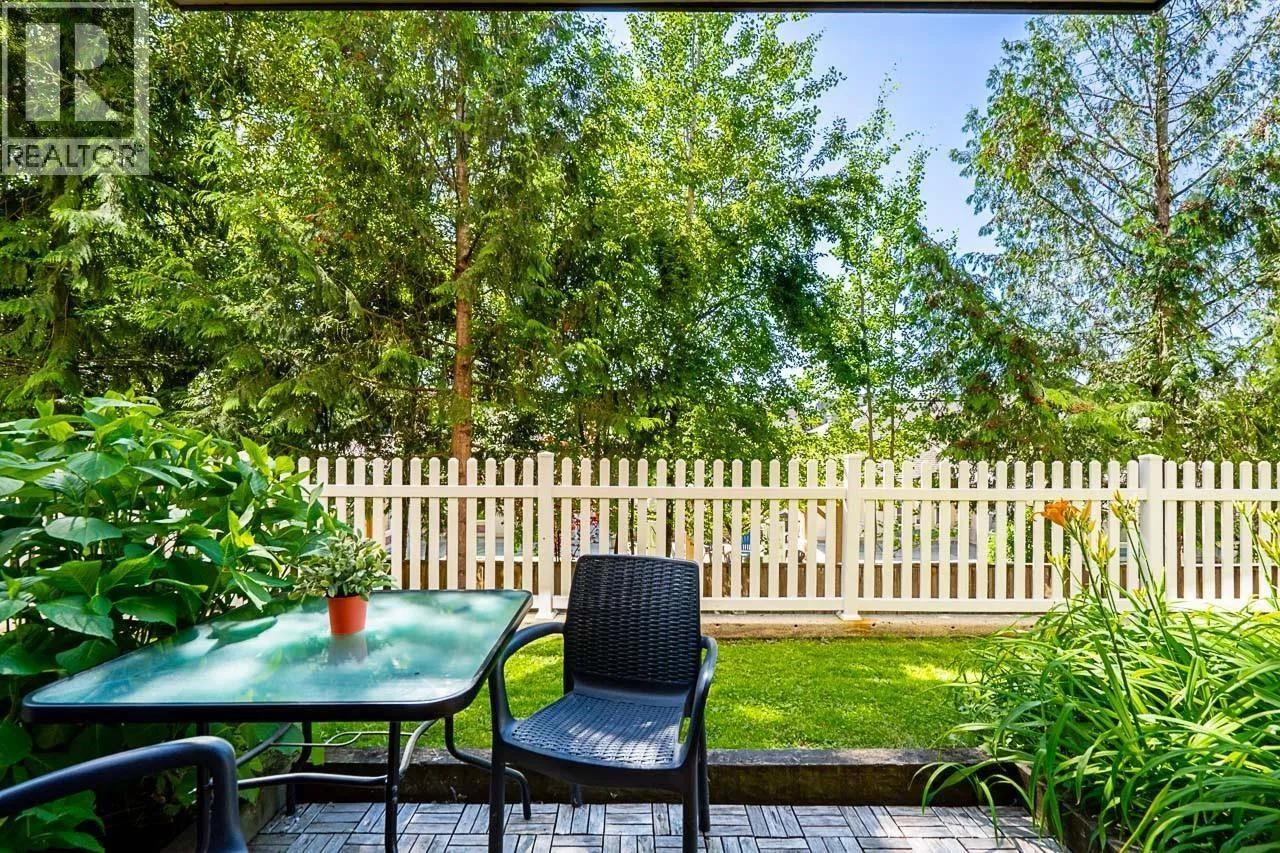 Apartment for rent: 108 12075 228 Street, Maple Ridge, British Columbia V2X 6M2