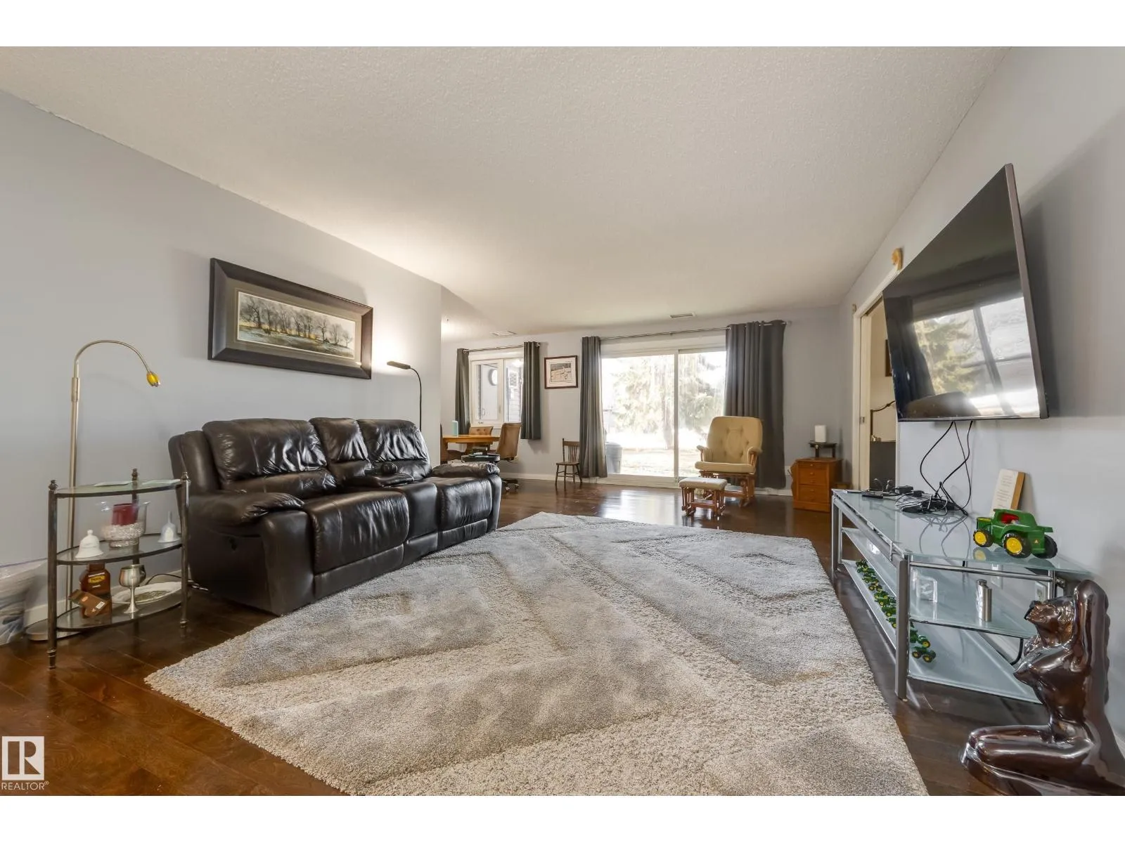 Apartment for rent: #108 14810 51 Av Nw, Edmonton, Alberta T6H 5G5