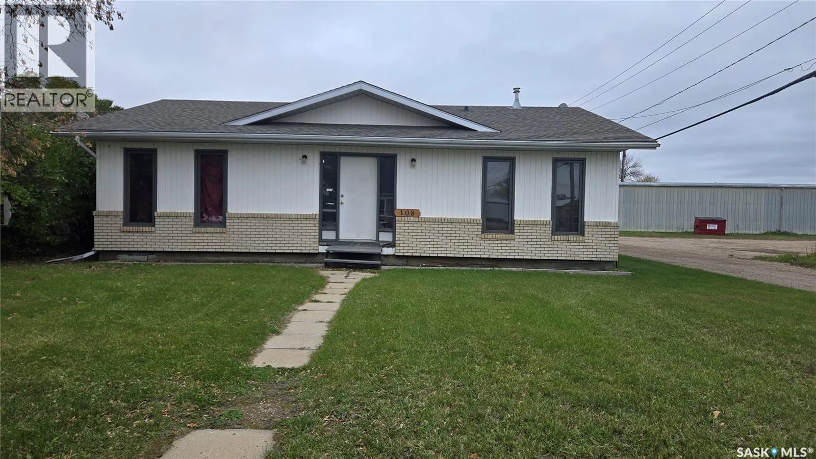 House for rent: 108 1st Street W, Carnduff, Saskatchewan S0C 0S0