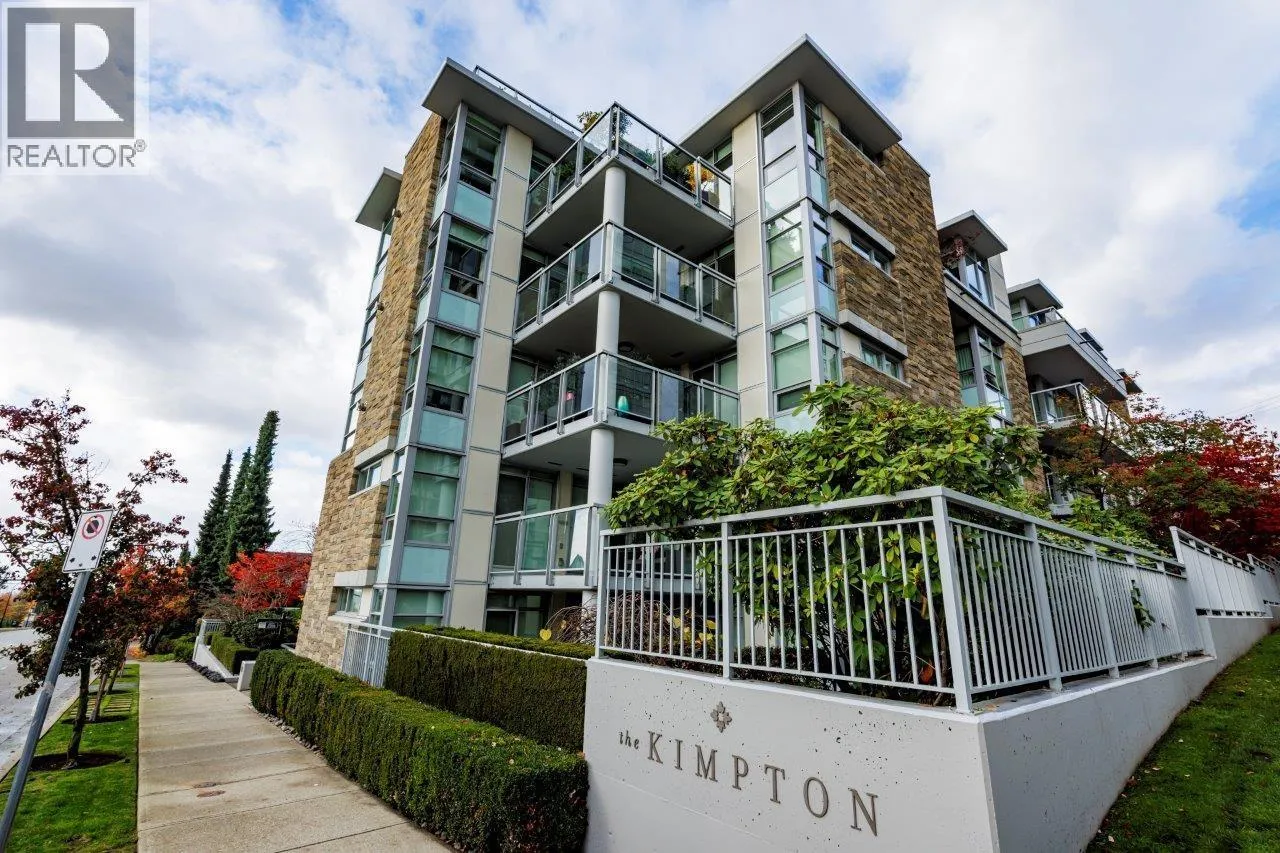 Apartment for rent: 108 210 W 13th Street, North Vancouver, British Columbia V7M 1N7